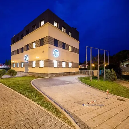 住宿加早餐酒店 B&B Wadowice *