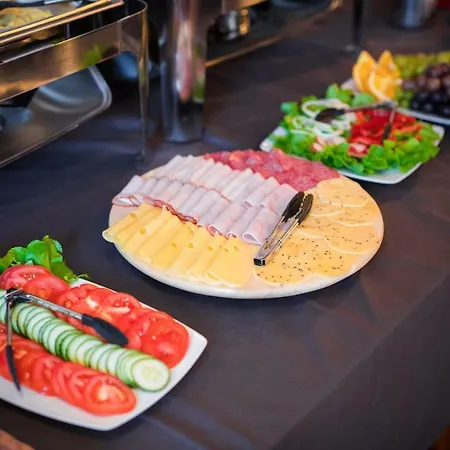 住宿加早餐酒店 B&B Wadowice