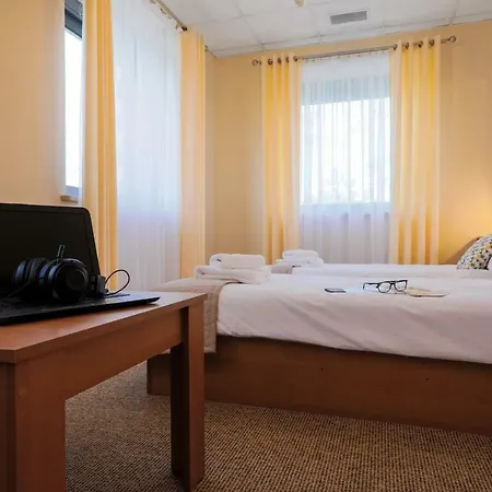 住宿加早餐酒店 B&B Wadowice 瓦多维采